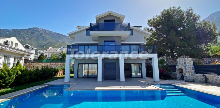 4+1 Villa  in Fethiye, Mugla, Türkei Nr. 106283