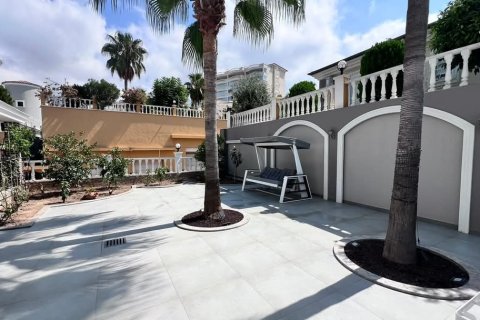 3+1 Villa  in Mahmutlar, Antalya, Türkei Nr. 218719 - 21