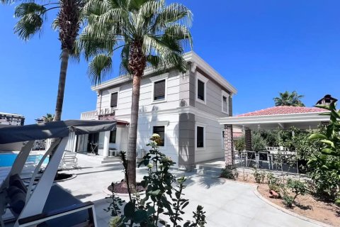 3+1 Villa  in Mahmutlar, Antalya, Türkei Nr. 218719 - 2