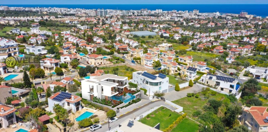 5+1 Villa i Ozankoy, Girne, Nr. 214072