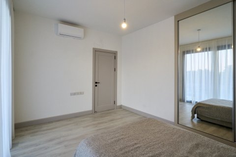 4+1 Villa  i Alsancak, Girne,  Nr. 214063 - 26