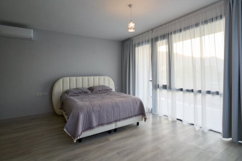 4+1 Villa  i Alsancak, Girne,  Nr. 214063 - 21