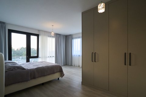4+1 Villa  i Alsancak, Girne,  Nr. 214063 - 19