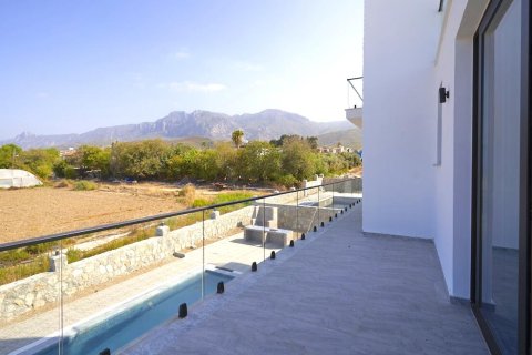 3+1 Villa i Alsancak, Girne, Nr. 214064 - 17