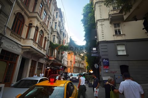 Apartment for sale  in Beyoglu, Istanbul, Turkey, 2 bedrooms, 75m2, No. 237888 – photo 19