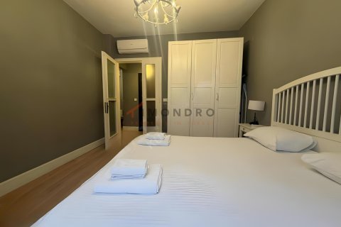 Apartment for sale  in Beyoglu, Istanbul, Turkey, 2 bedrooms, 75m2, No. 237888 – photo 15