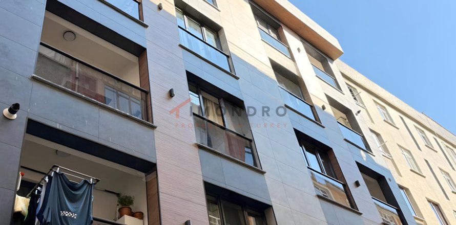 Daire 2+1 Zeytinburnu, İstanbul, Türkiye №237894