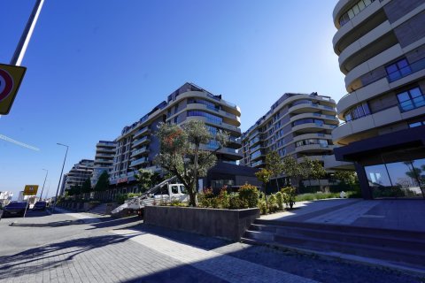 Продажа квартиры в Картале, Стамбуле, Турция 1+1, 83м2, №237890 – фото 13