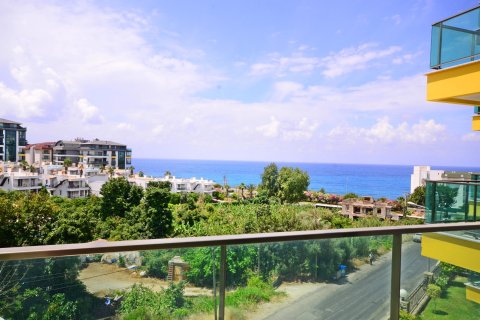 1+1 Apartment  in Alanya, Antalya, Turkey No. 216728