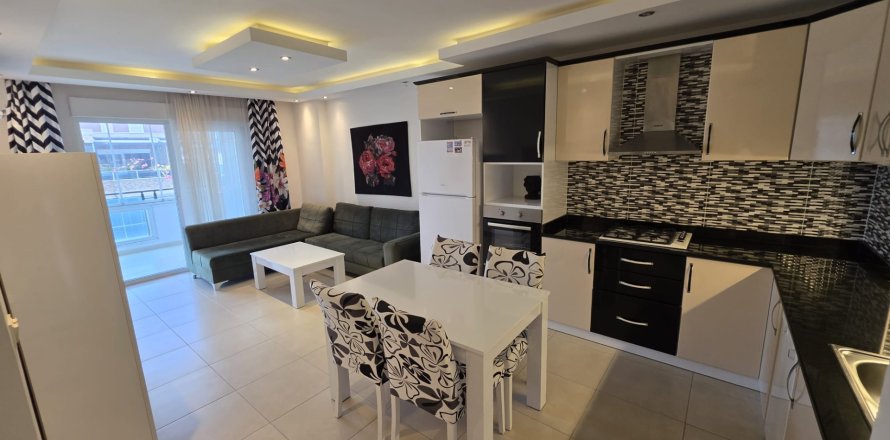Daire 1+1 Mahmutlar, Antalya, Türkiye №218175