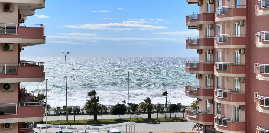2+1 Leilighet i Mahmutlar, Antalya, Tyrkia Nr. 218179