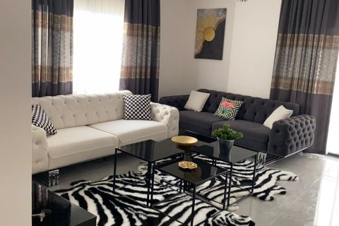 2+1 Wohnung  in Oba, Antalya, Türkei Nr. 218174 - 2