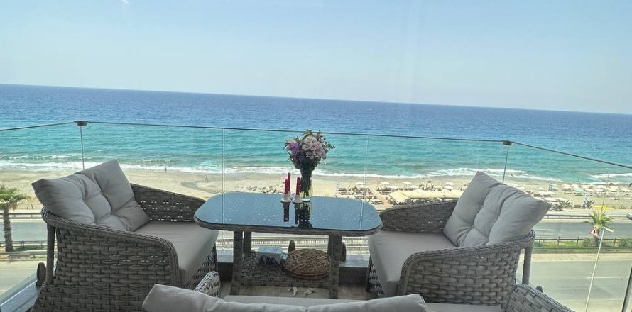 2+1 Apartment in Mahmutlar, Antalya, Turkey No. 217792