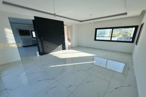 3+1 Villa  i Alsancak, Girne,  Nr. 214105 - 15