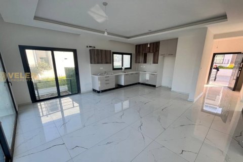 3+1 Villa  i Alsancak, Girne,  Nr. 214105 - 17