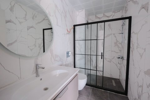 1+1 Apartment  in Oba, Antalya, Turkey No. 216302