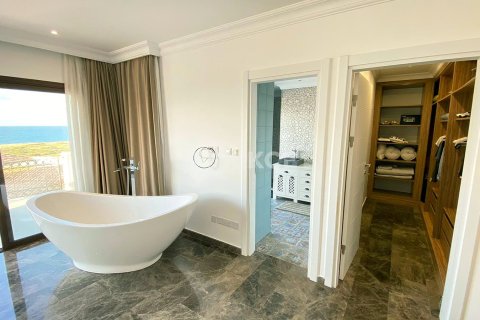 5+1 Villa  i Girne,  Nr. 214918 - 18