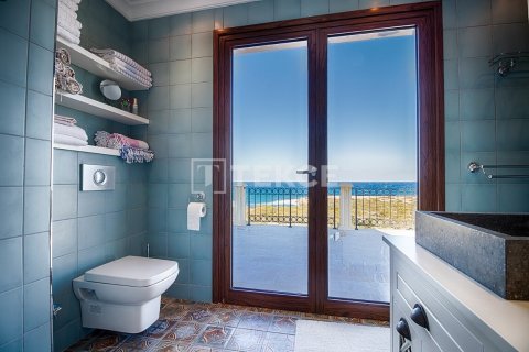 5+1 Villa  i Girne,  Nr. 214918 - 25