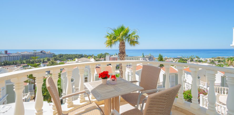 4+1 Villa  in Konakli, Antalya, Turkey No. 217977
