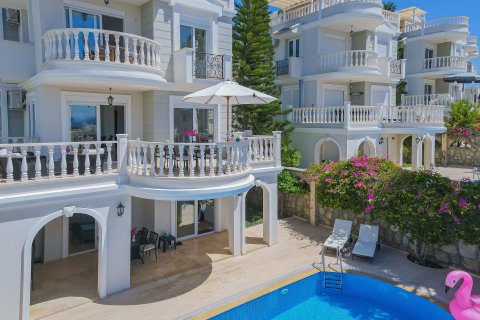 Villa for sale  in Konakli, Antalya, Turkey, 4 bedrooms, 250m2, No. 217977 – photo 8