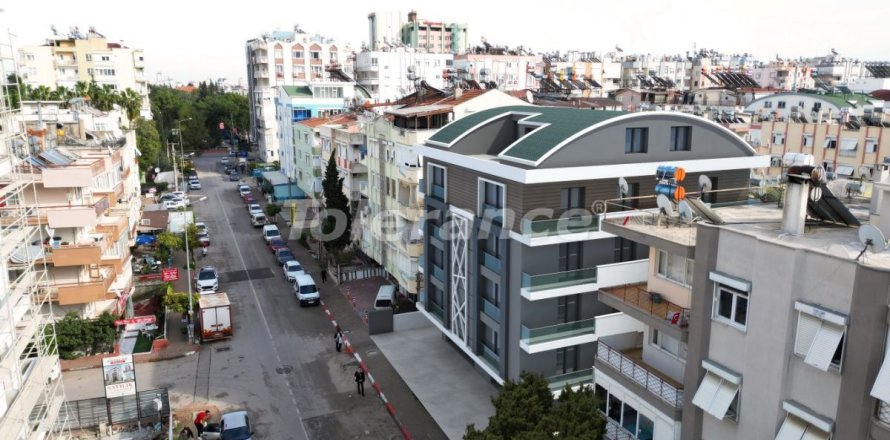 Daire  1+1  Antalya, Türkiye №226649