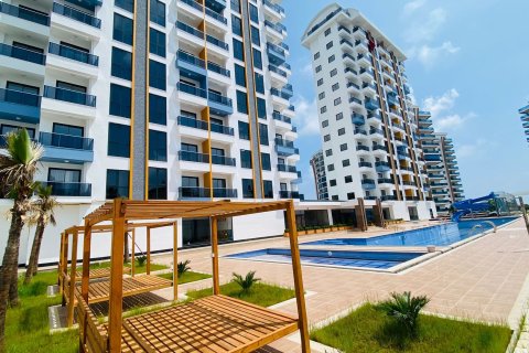1+1 Apartment  in Mahmutlar, Antalya, Turkey No. 216409