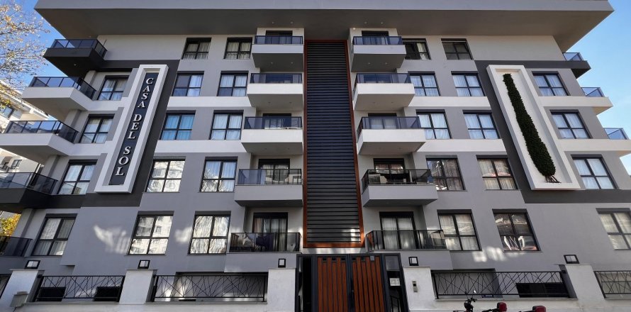 Квартира  1+1 в Махмутларе, Анталья, Турция №216410