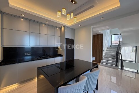 3+2 Villa i Alanya, Antalya, Turkiet Nr. 237437 - 15