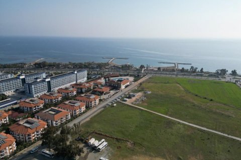 Land plot  in Alanya, Antalya, Turkey No. 93527