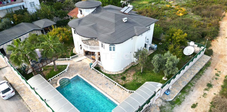9+1 Villa  i Serik, Antalya, Tyrkiet Nr. 213475