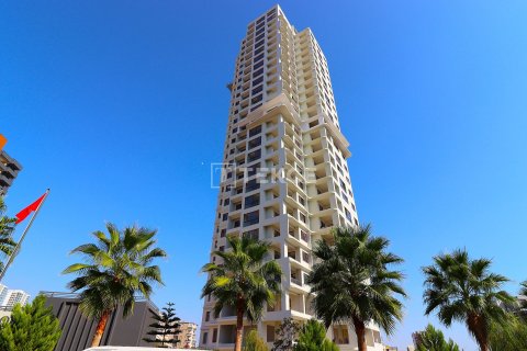 3+1 Wohnung in Mersin, Türkei Nr. 213474 - 2