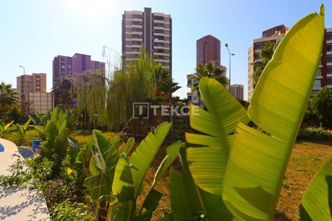 3+1 Wohnung in Mersin, Türkei Nr. 213474 - 7