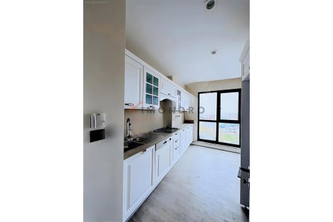 Apartment for sale  in Bueyuekcekmece, Istanbul, Turkey, 3 bedrooms, 155m2, No. 215985 – photo 8