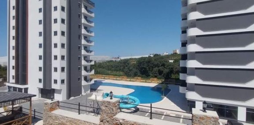Lejlighed i Mahmutlar, Antalya, Tyrkiet Nr. 228008