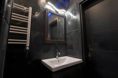 2+1 Lejlighed i Beyoglu, Istanbul, Tyrkiet Nr. 226755 - 15
