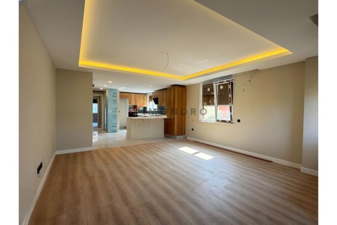 Apartment for sale  in Kadikoy, Istanbul, Turkey, 4 bedrooms, 145m2, No. 224149 – photo 2
