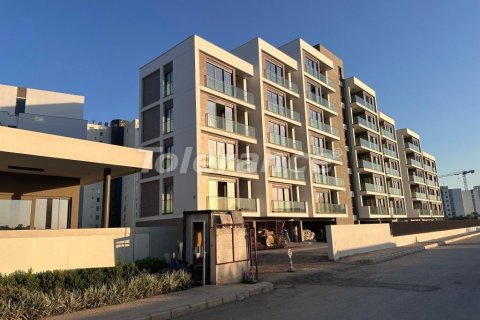 1+1 Apartment  in Kundu, Antalya, Turkey No. 238031