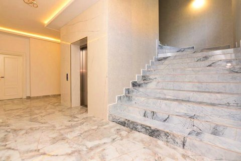 8+2 Villa i Kargicak, Alanya, Antalya, Tyrkia Nr. 213701 - 38