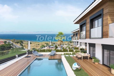 4+1 Villa  in Izmir, Turkey No. 139673
