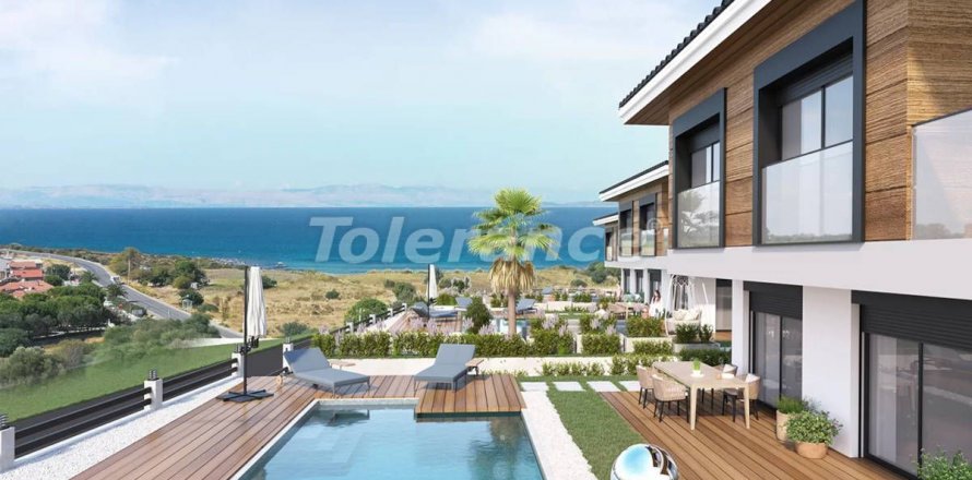 4+1 Villa i Izmir, Tyrkia Nr. 139673