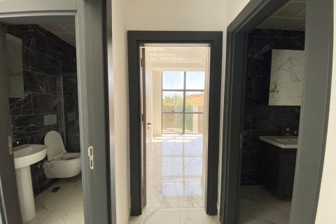 Продажа квартиры  в Кестеле, Бурсе, Турция 2 комн., 65м2, №237576 – фото 11