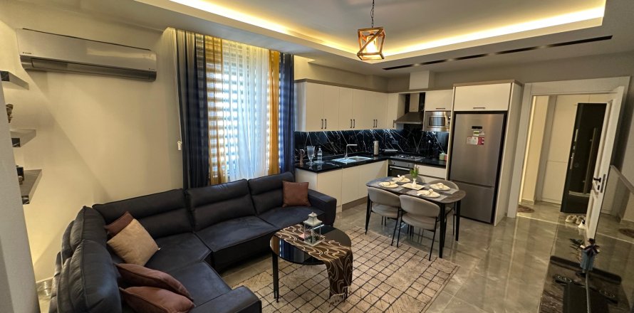 1+1 Apartment in Mahmutlar, Antalya, Turkey No. 218442