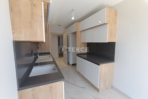 Apartment for sale in Istanbul, Turkey, 4 bedrooms, 145m2, No. 224865 – photo 10