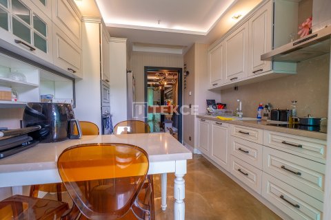 Продажа квартиры  в Стамбуле, Турция 3+1, 168м2, №213173 – фото 10