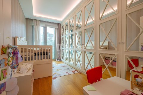 Продажа квартиры  в Стамбуле, Турция 3+1, 168м2, №213173 – фото 13