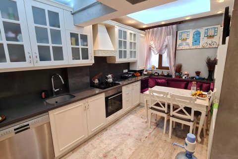 Apartment for sale in Besiktas, Istanbul, Turkey, 3 bedrooms, 110m2, No. 213176 – photo 11