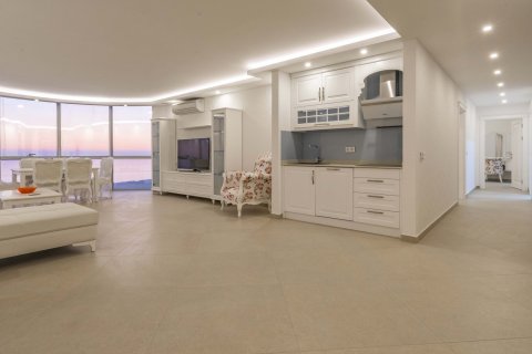 ویلا در Bektas،  Alanya ، ترکیه 5 خوابه ، 580 متر مربع.  شماره 213280 - 15