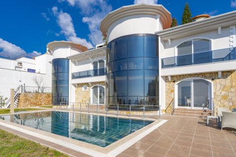 ویلا در Bektas،  Alanya ، ترکیه 5 خوابه ، 580 متر مربع.  شماره 213280 - 29