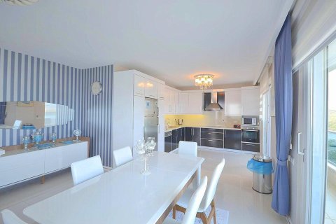 Продажа виллы  в Каргыджаке, Аланье, Анталье, Турция 4 комн., 270м2, №228620 – фото 8