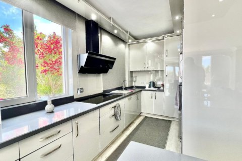 Продажа виллы  в Каргыджаке, Аланье, Анталье, Турция 5 комн., 280м2, №228621 – фото 8